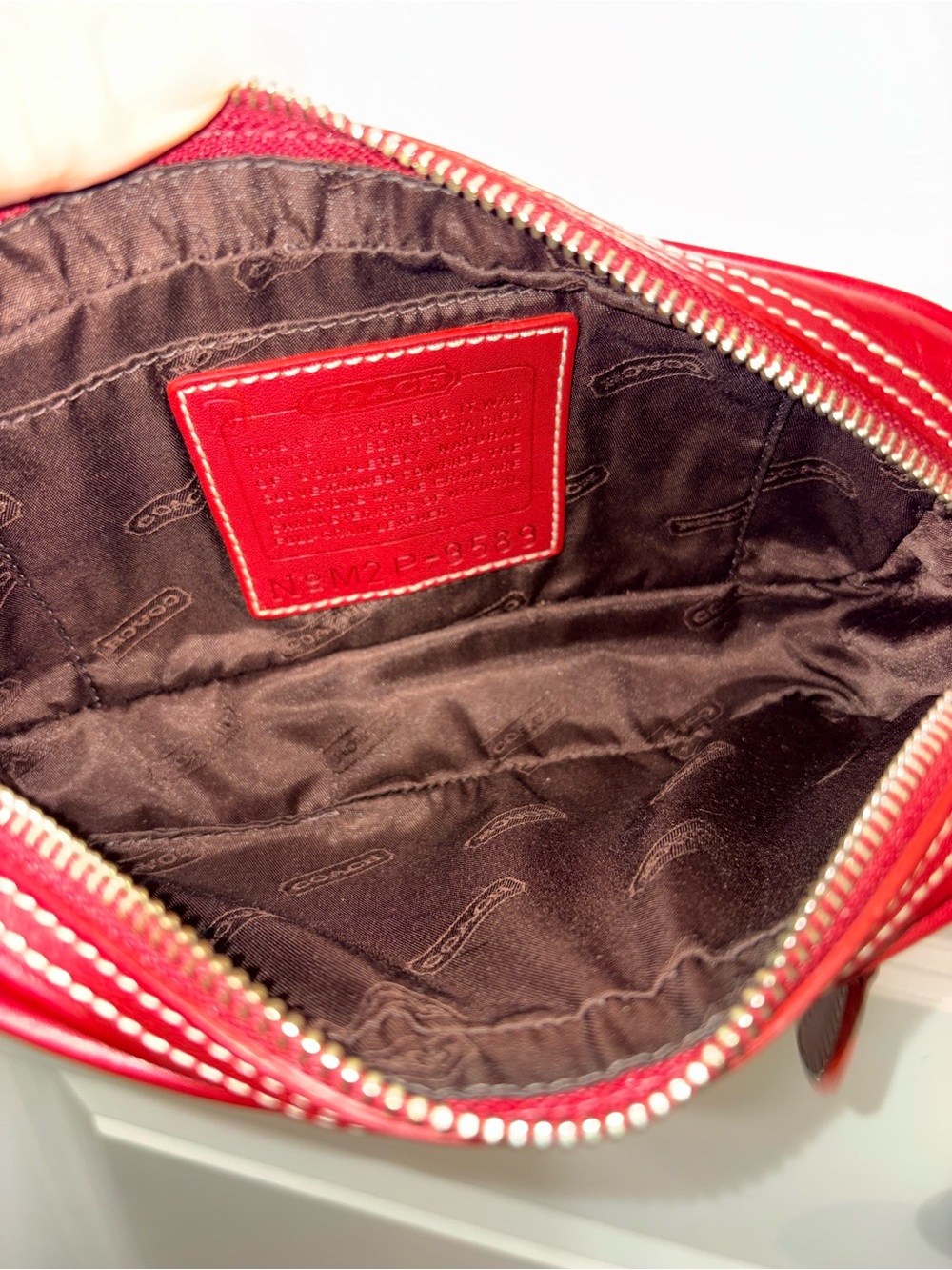 2002 Coach 9589 Red Legacy West Camera Bag Crossbody - Picture 13 of 15